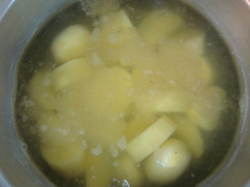 بالصور كيف نسلق البطاطس